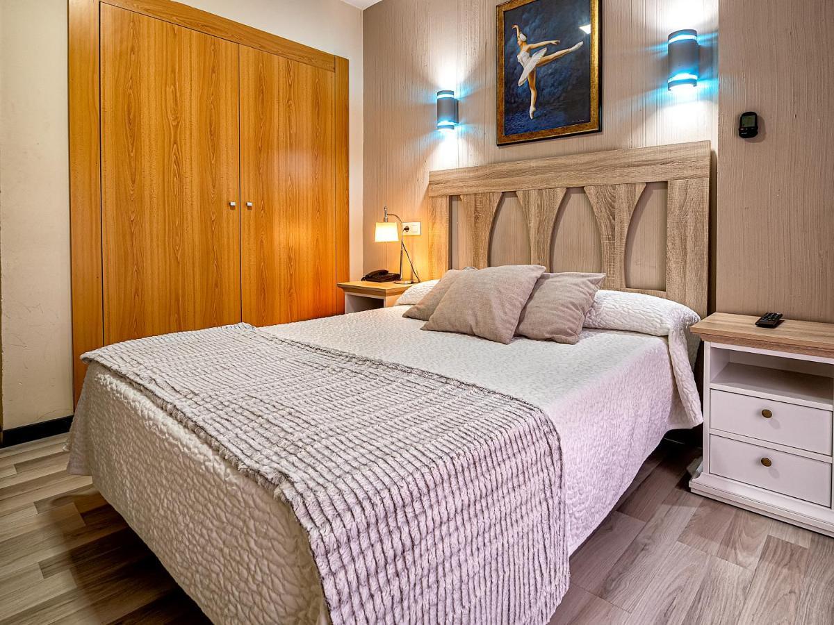 Hostal Real Aranjuez Buitenkant foto