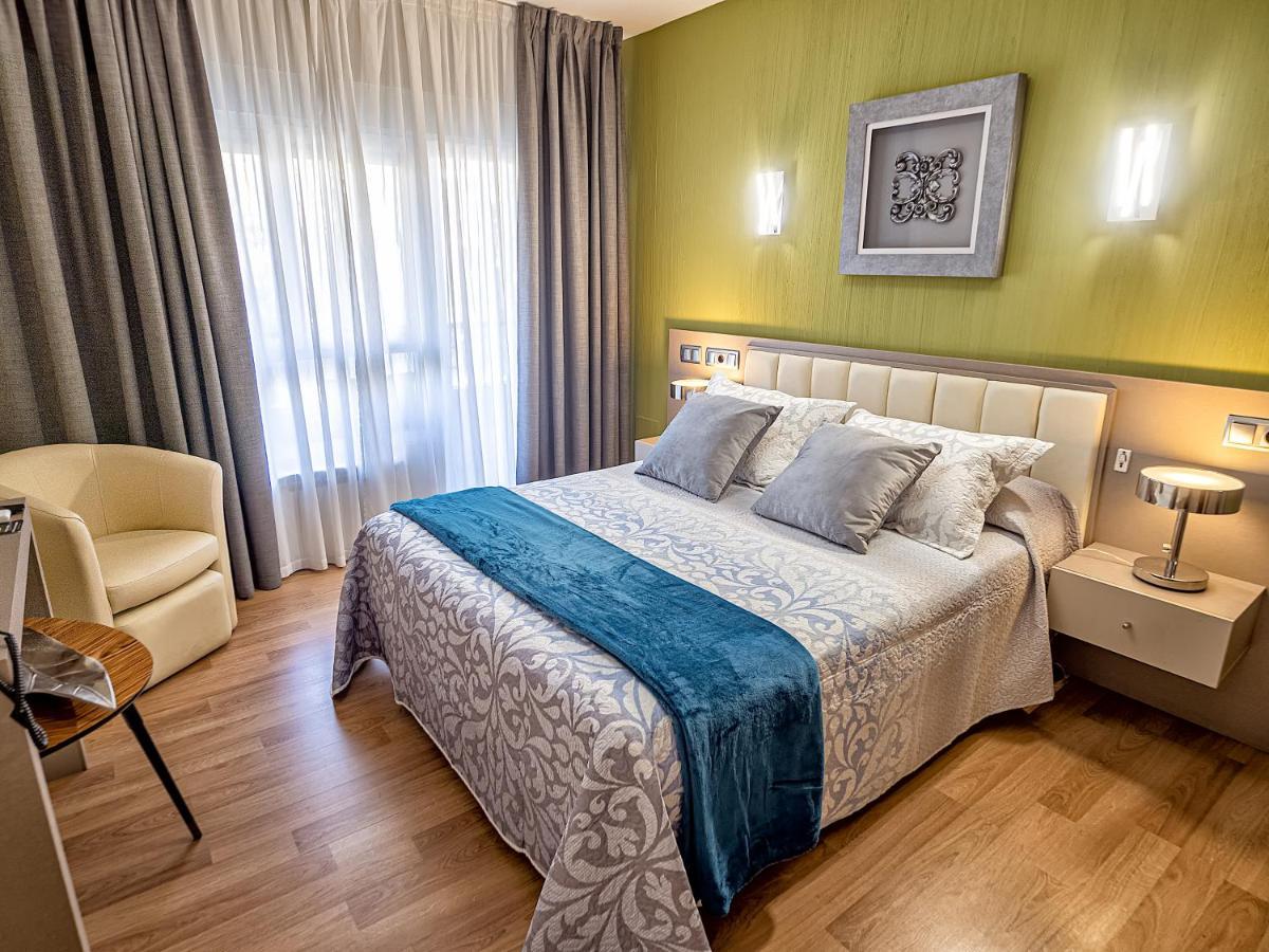 Hostal Real Aranjuez Buitenkant foto